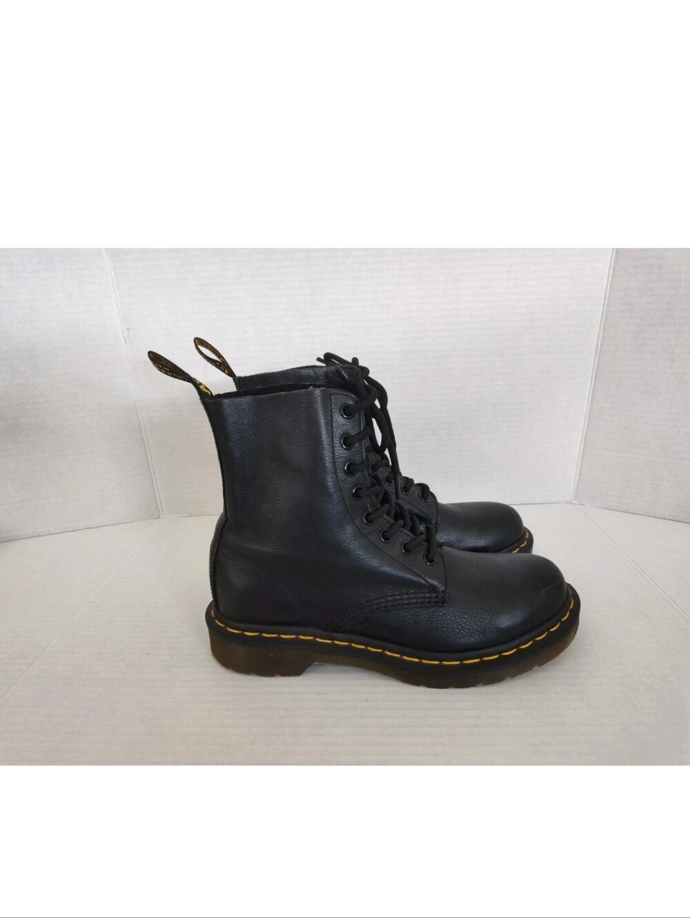 Dr Martens Pascal Boots Womens 7 Black Leather Ankle Combat Lace Up AirWair Sole